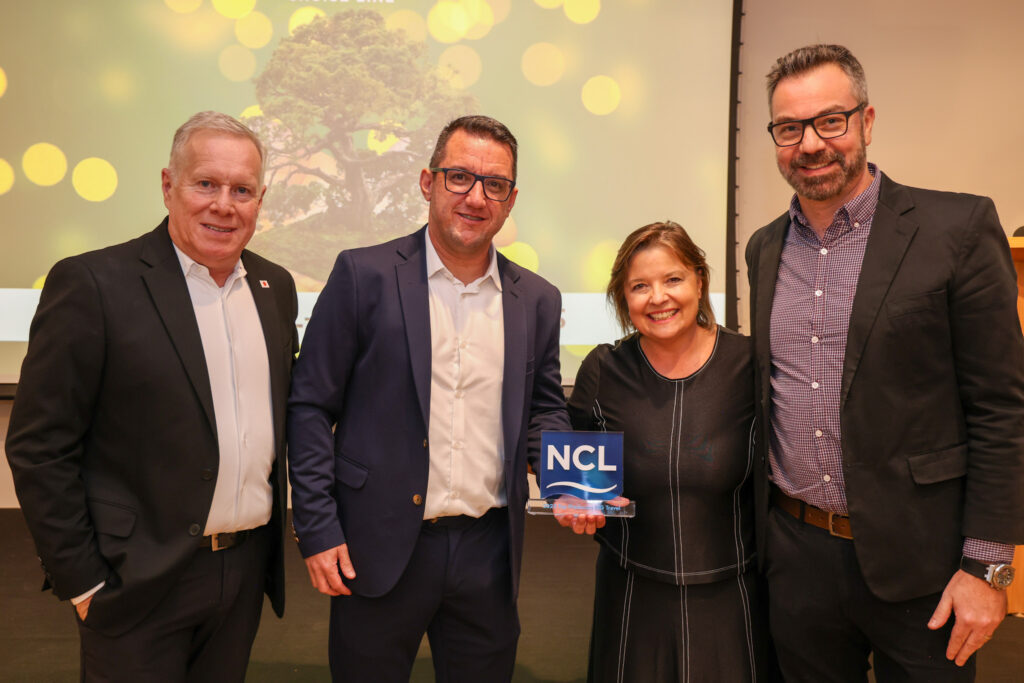 Marcio Fernando Rita e Rafael Lickfeldt, da MG Travel, com André Mercanti e Estela Farina, da NCL