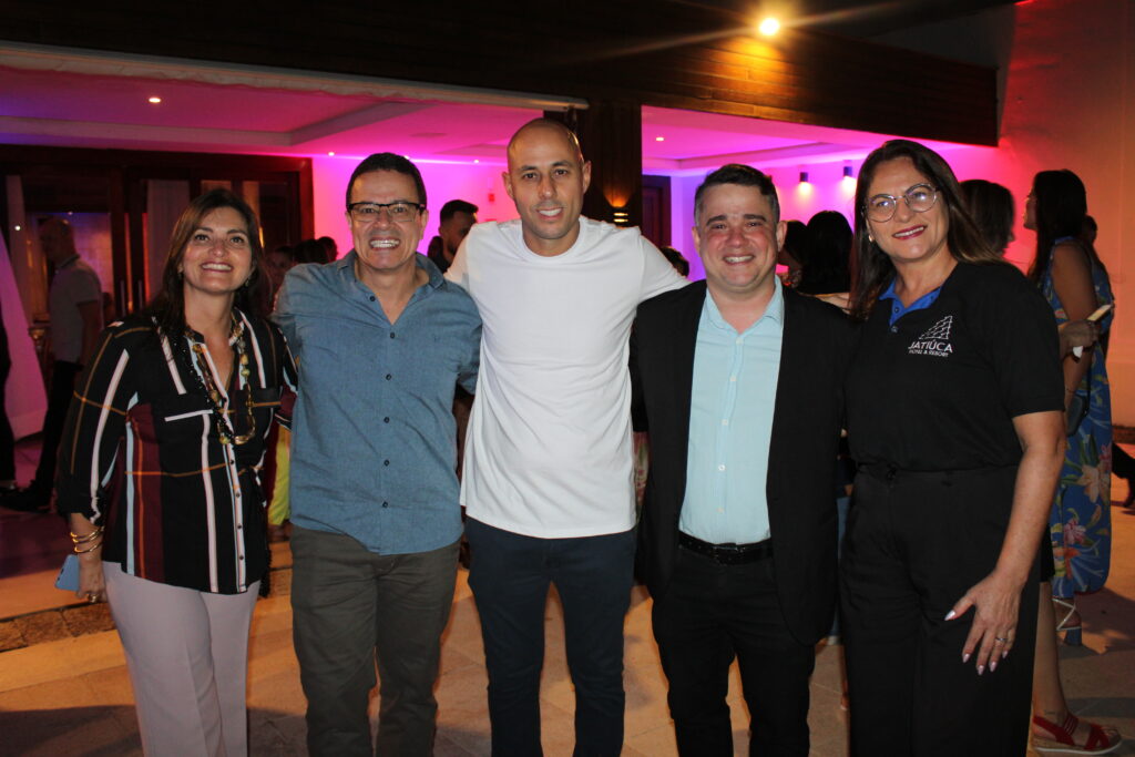 Marlucia Venna, do Clube Turismo, Leonardo Santos, da VP-RJ, Wagner Moraes, da VP, Diogo Leite, do Hotel Maceió Atlantico e Celma Araujo, do Jatiúca Resorts