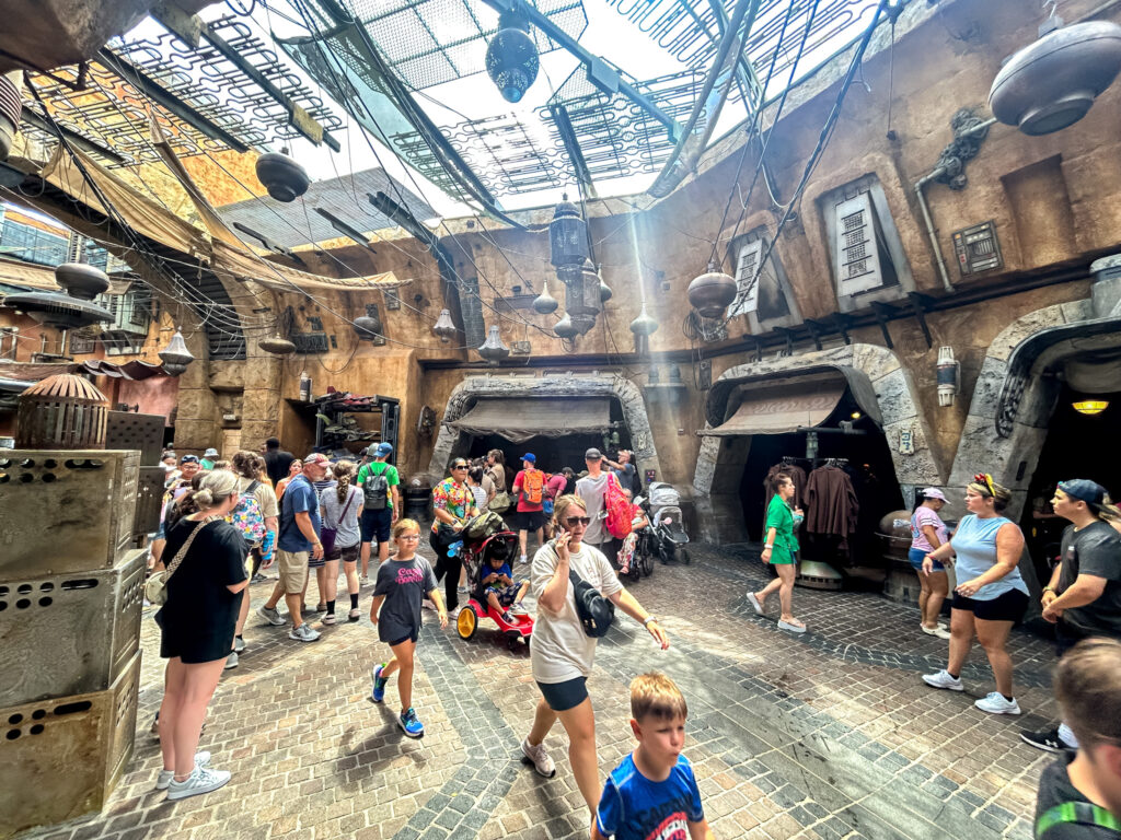 Mercado de Batuu na área de Star Wars