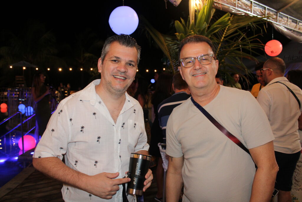 Oswaldo Oliveira, da Oswald Viagens e Marcos Santos, da VP