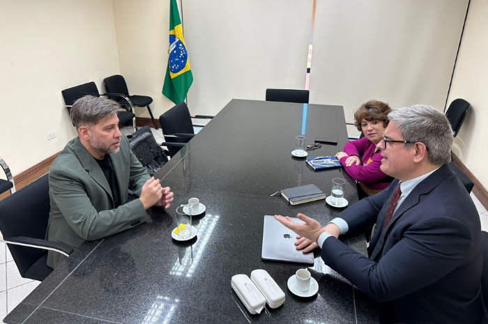 Diretor da Mais Brasil Viagens visita a embaixada do país no Paraguai e alinha futuras parcerias A operadora aposta no potencial do Paraguai como mercado emissor(Divulgação/Arteiras Comunicação)