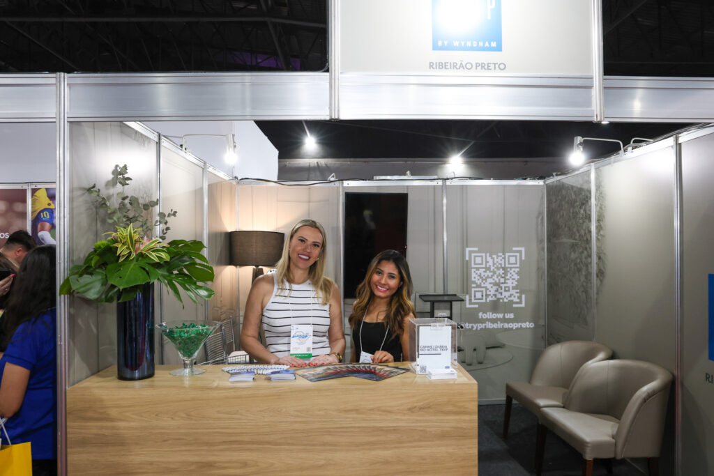 Patrícia Reis e Leidy Ribeiro, do Tryp by Wyndham