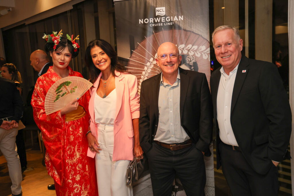Patty Leone e Aldo Leone da Agaxtur, e André Mercanti da NCL