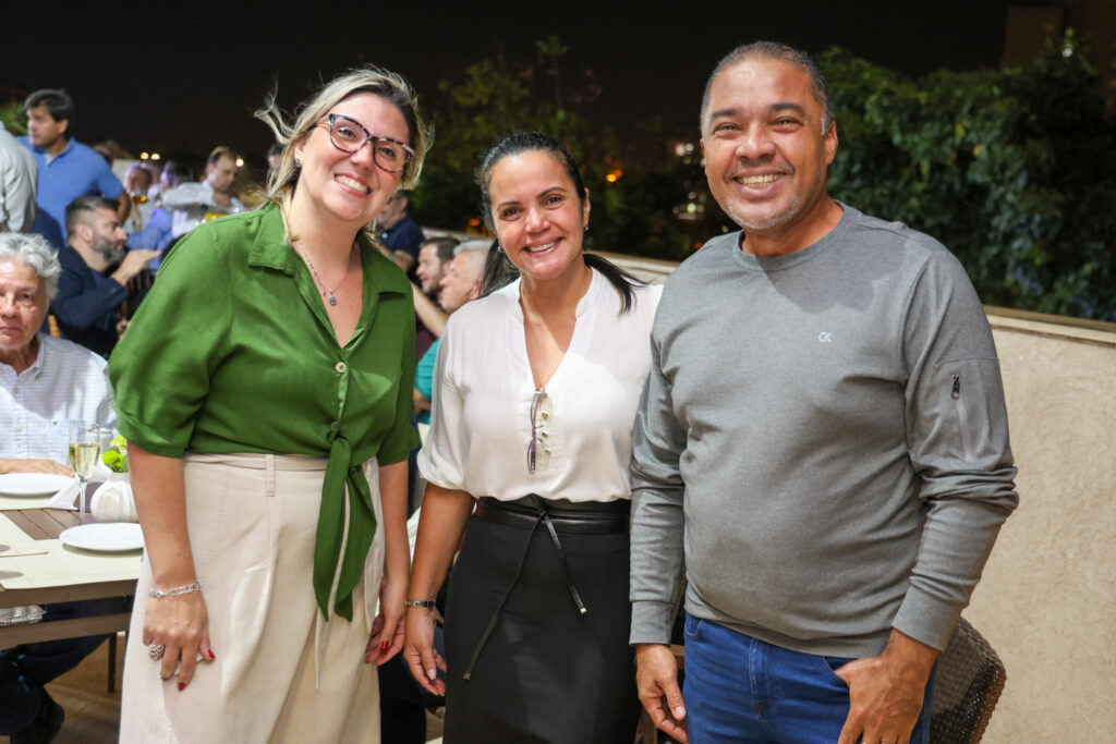 Paula Teixeira, do TRYP by Wyndham, Paula Floriano e Cláudio Jr., da BTM