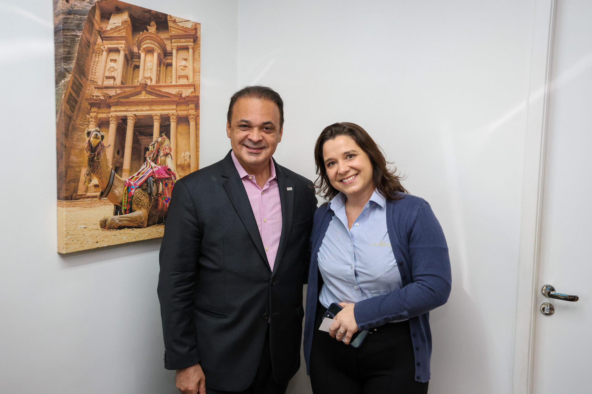 Roberto de Lucena, secretário de Turismo do Estado de São Paulo e Karen Parsanesi, da Interep