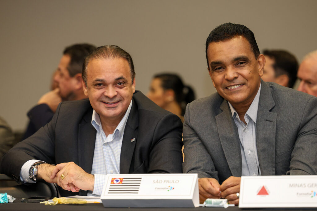 Roberto de Lucena, secretário de Turismo do estado de São Paulo e Rui Alve, secretário de Turismo da Cidade de São Paulo Roberto de Lucena, secretário de Turismo do estado de São Paulo e Rui Alve, secretário de Turismo da Cidade de São Paulo