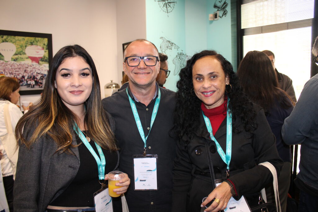 Silvia Meissner, da Accetur, Edvaldo Rodrigues, da Turismo da Fé, Karoline Martins, da Intercities