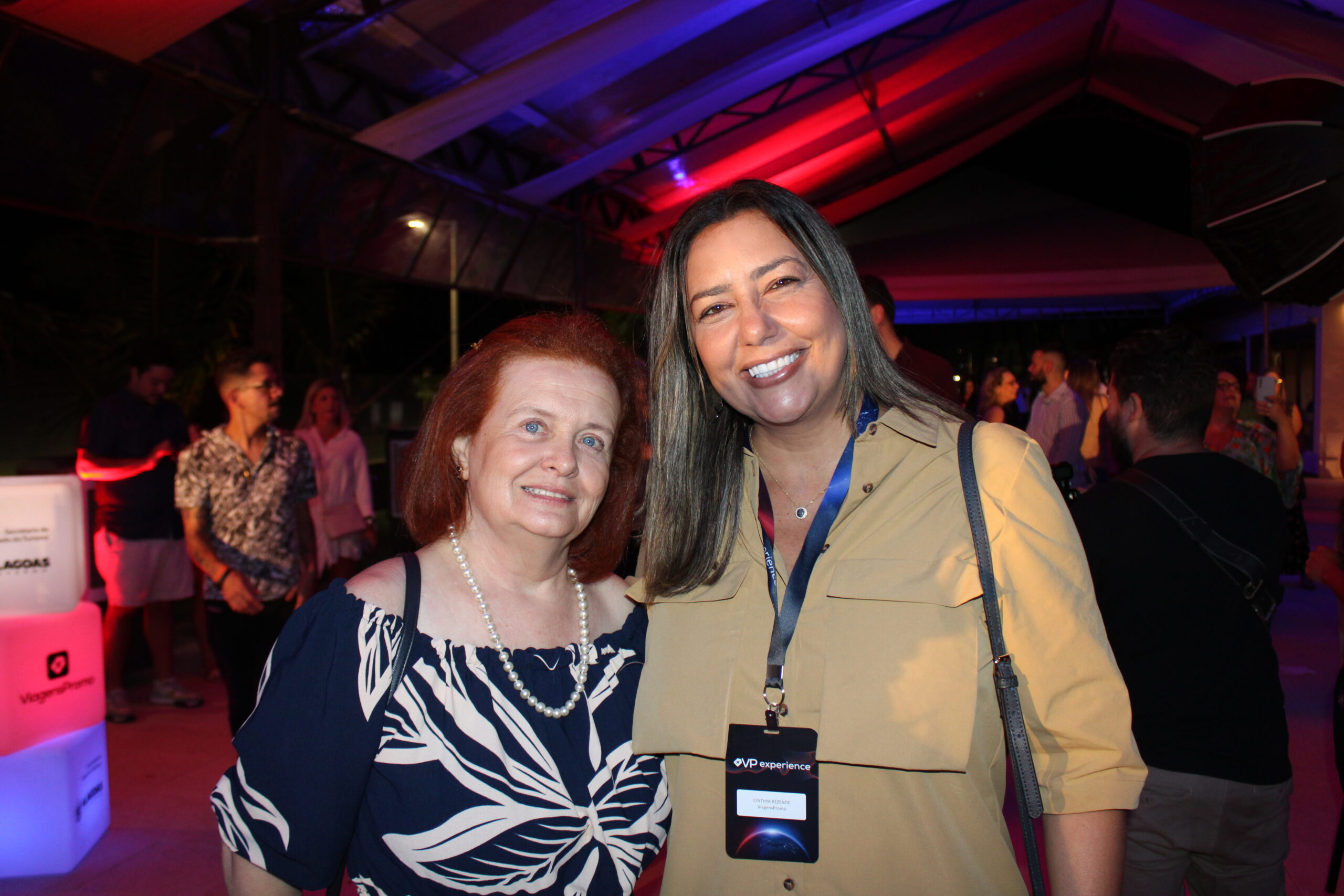 Telma Wohlers, da Levo Você Viagens e Cinthya Rezende, da VP Telma Wohlers, da Levo Você Viagens e Cinthya Rezende, da VP