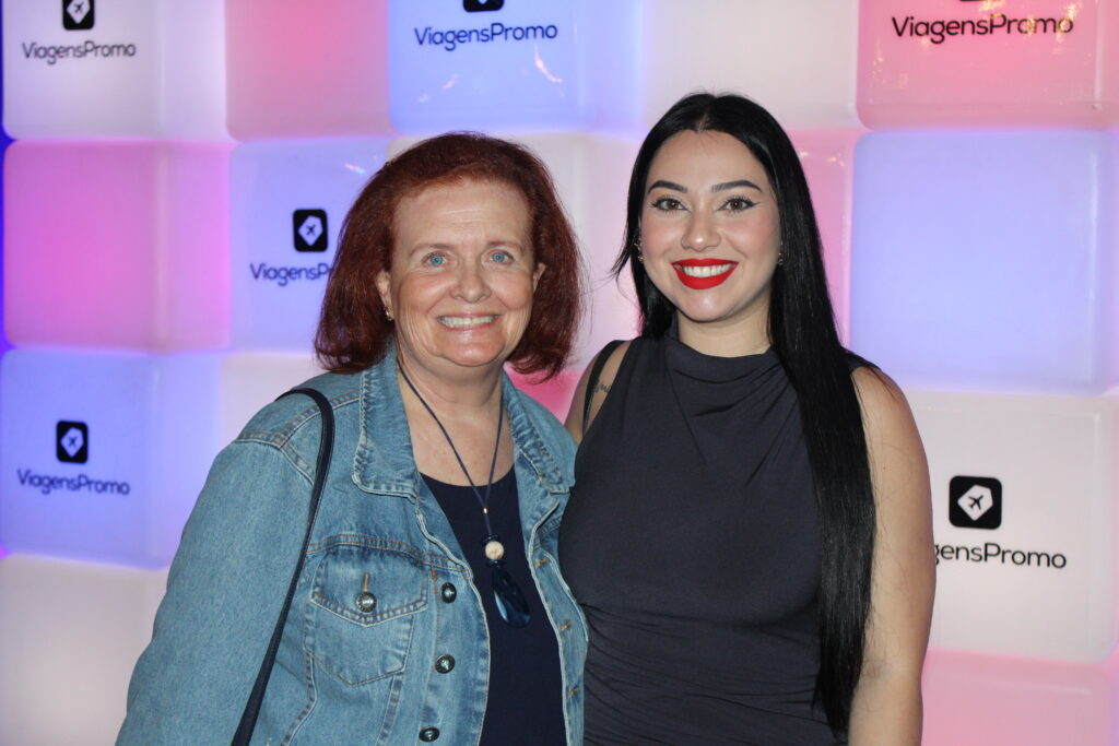 Telma Wohlers, da Levo Voce Viagens e Malu Ragonha, da GTR Viagens