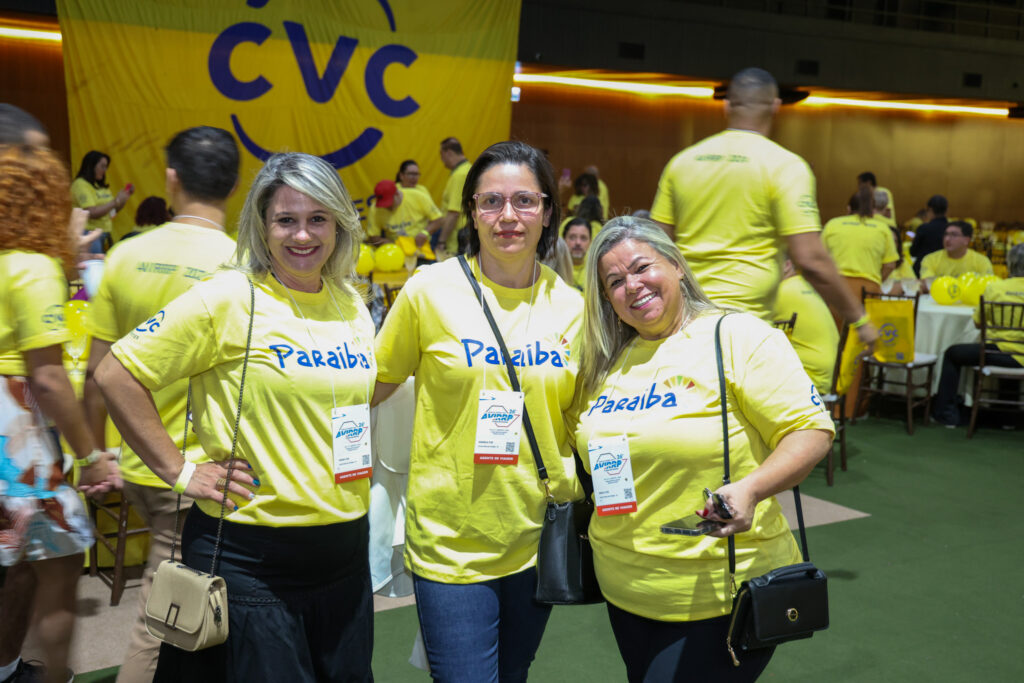 Vânia Paulino, Daniela Paulino e Neila Gualberto, da Vânia Tour