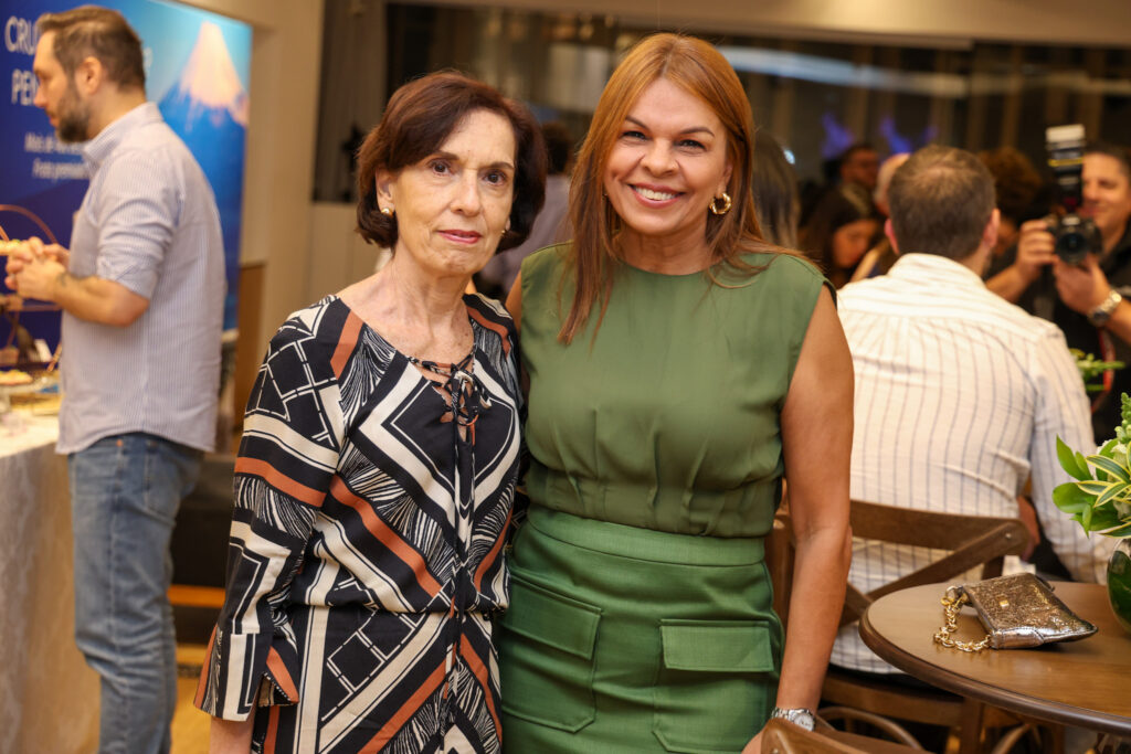 Vera Figueiredo da VCPTur e Katia Vargas da Prime operadora