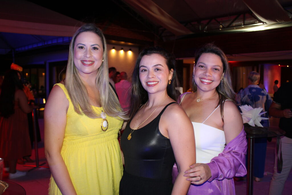 Viaviann Almeida, da ViviannTurismo, Lidia de Paula, da diPaula Turismo e Talita Vanili, da Talita Tour