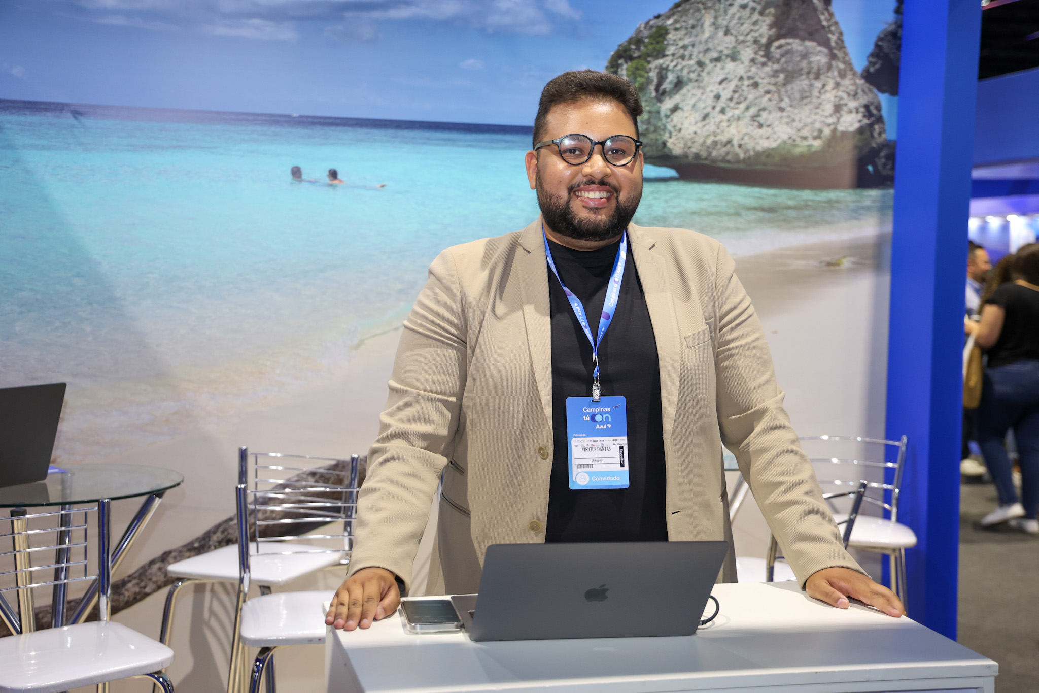 Vinicius Dantas, Executivo de Curaçao no Brasil Vinicius Dantas, Executivo de Curaçao no Brasil