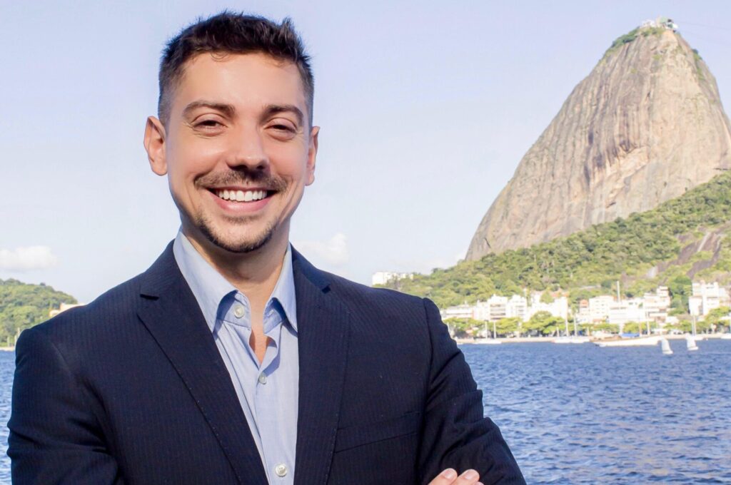 WhatsApp Image 2024 08 15 at 19.42.56 scaled e1724101825136 Leandro Aragonez é promovido a diretor da IGLTA: confira entrevista exclusiva