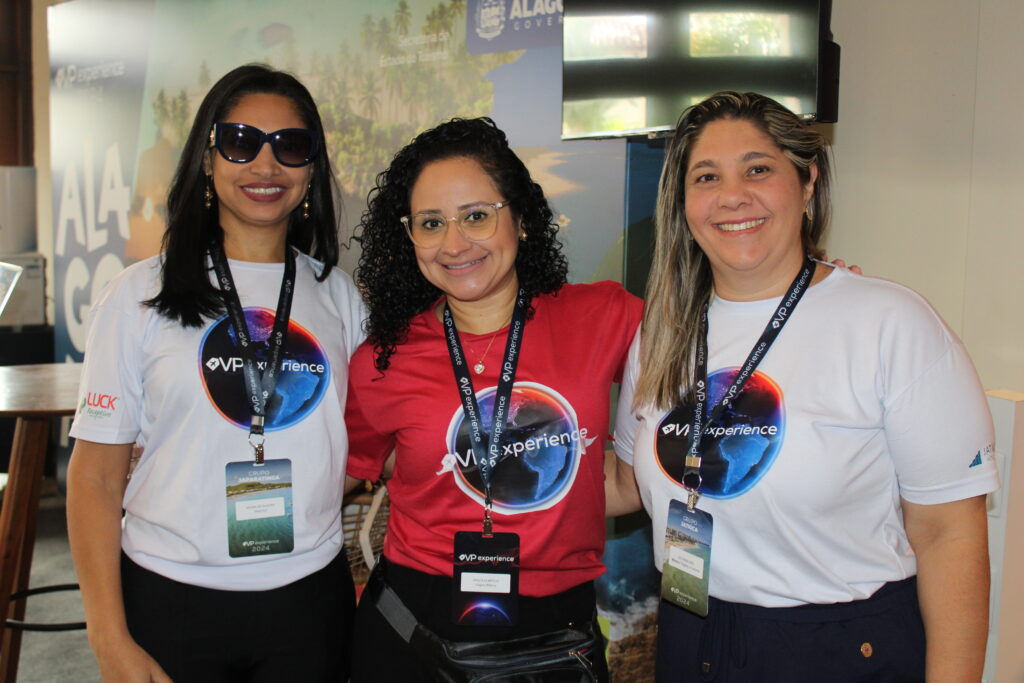 Wilma de Oliveira, da Maditur, Priscila Atillio, da VP e Juliana Luiz, da Mundial