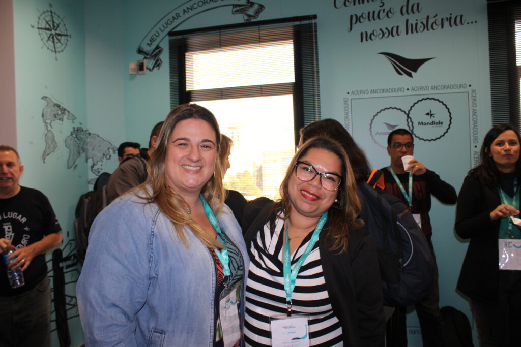 karina, da Paradise Tours e Fabiana Ribeiro, da Majestur