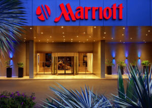Marriott International registra lucro acima das expectativas no segundo trimestre de 2024
