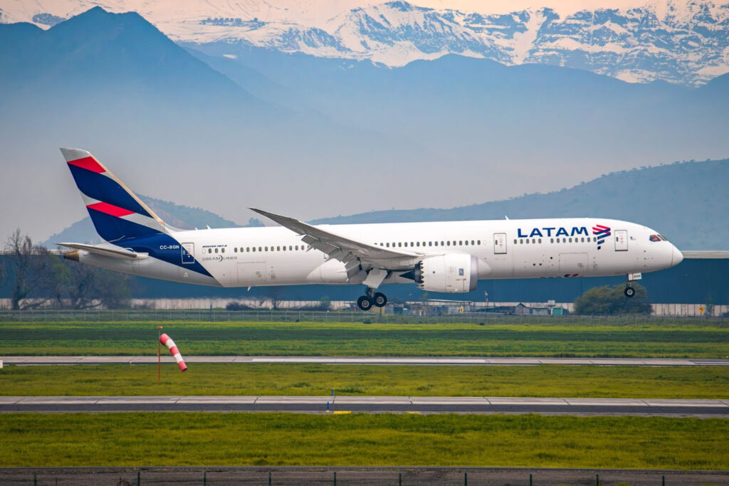Latam transporta 70% dos passageiros que voam entre Chile e Brasil no 1º semestre 1 unnamed 15 Latam transporta 70% dos passageiros que voam entre Chile e Brasil no 1º semestre