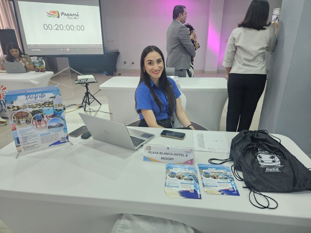 Rodada de negócios entre fornecedores e operadoras de viagem começou no Panamá TM; veja fotos Rodada de negócios entre fornecedores e operadoras de viagem começou no Panamá TM; veja fotos