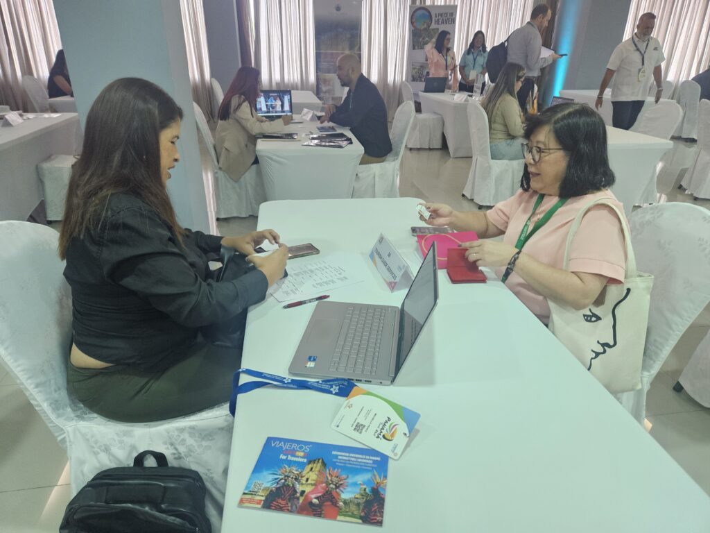 Rodada de negócios entre fornecedores e operadoras de viagem começou no Panamá TM; veja fotos Rodada de negócios entre fornecedores e operadoras de viagem começou no Panamá TM; veja fotos