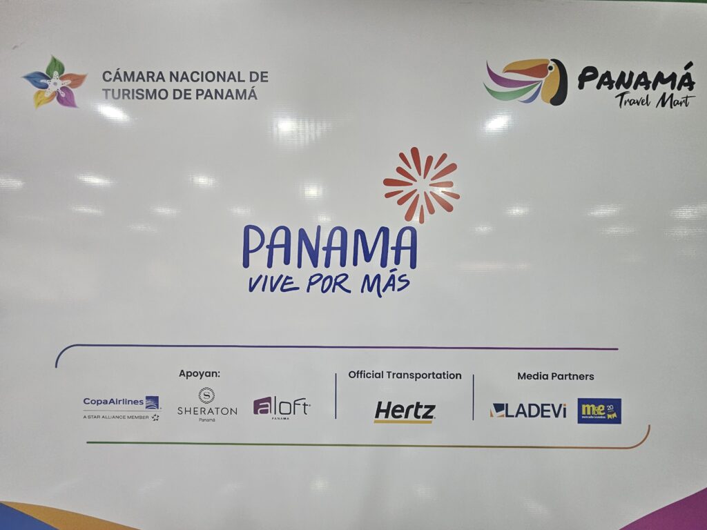 Rodada de negócios entre fornecedores e operadoras de viagem começou no Panamá TM; veja fotos Rodada de negócios entre fornecedores e operadoras de viagem começou no Panamá TM; veja fotos