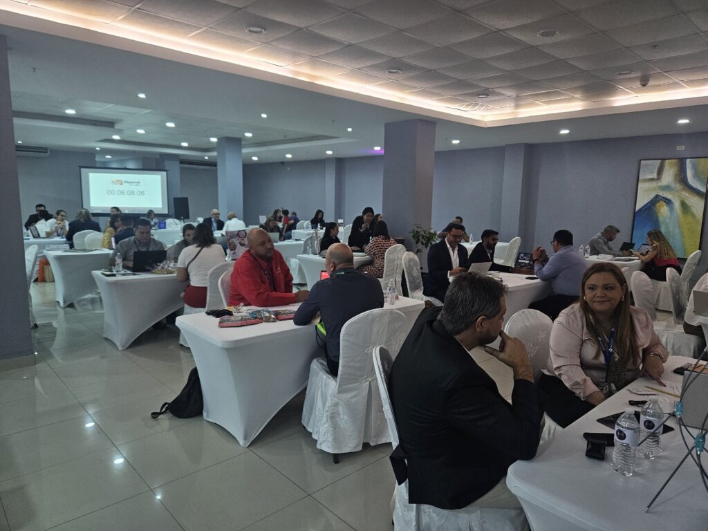 Rodada de negócios entre fornecedores e operadoras de viagem começou no Panamá TM; veja fotos Rodada de negócios entre fornecedores e operadoras de viagem começou no Panamá TM; veja fotos