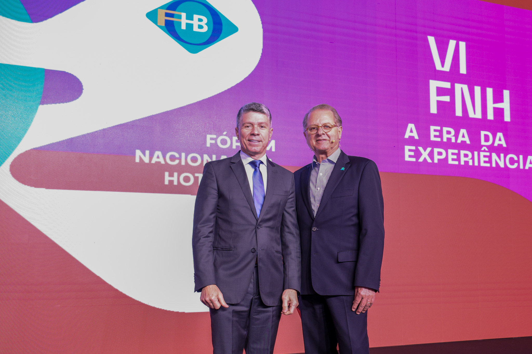 Beto Caputo, presidente do conselho administrativo do FOHB e Orlando Souza, presidente executivo do FOHB