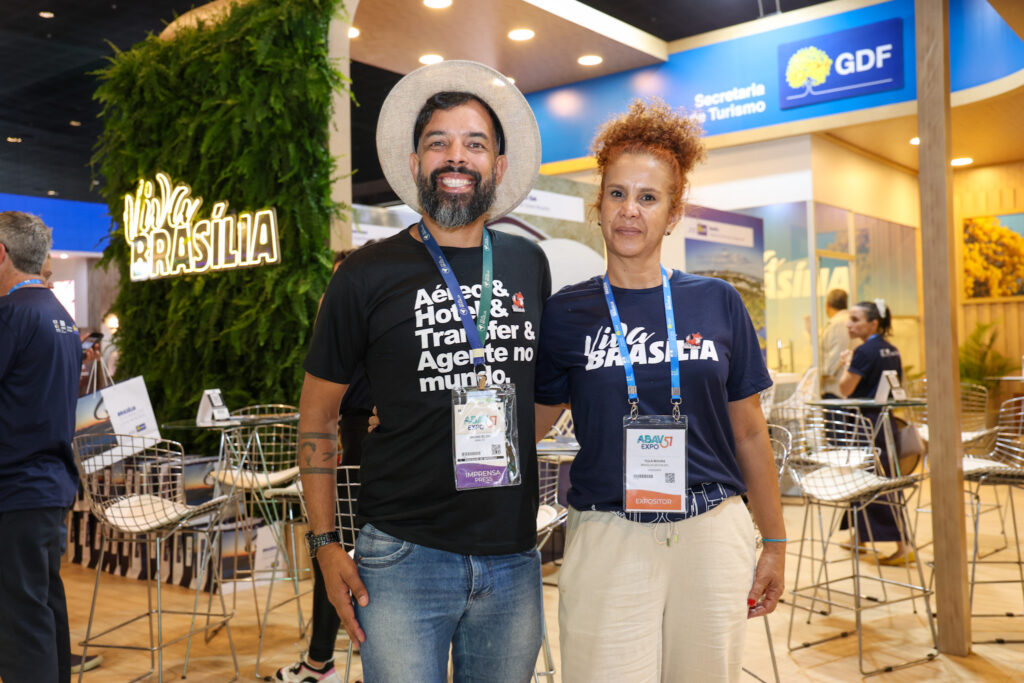 Bruno Ielon, da Abav-DF, e Yula Moura, da Setur-DF
