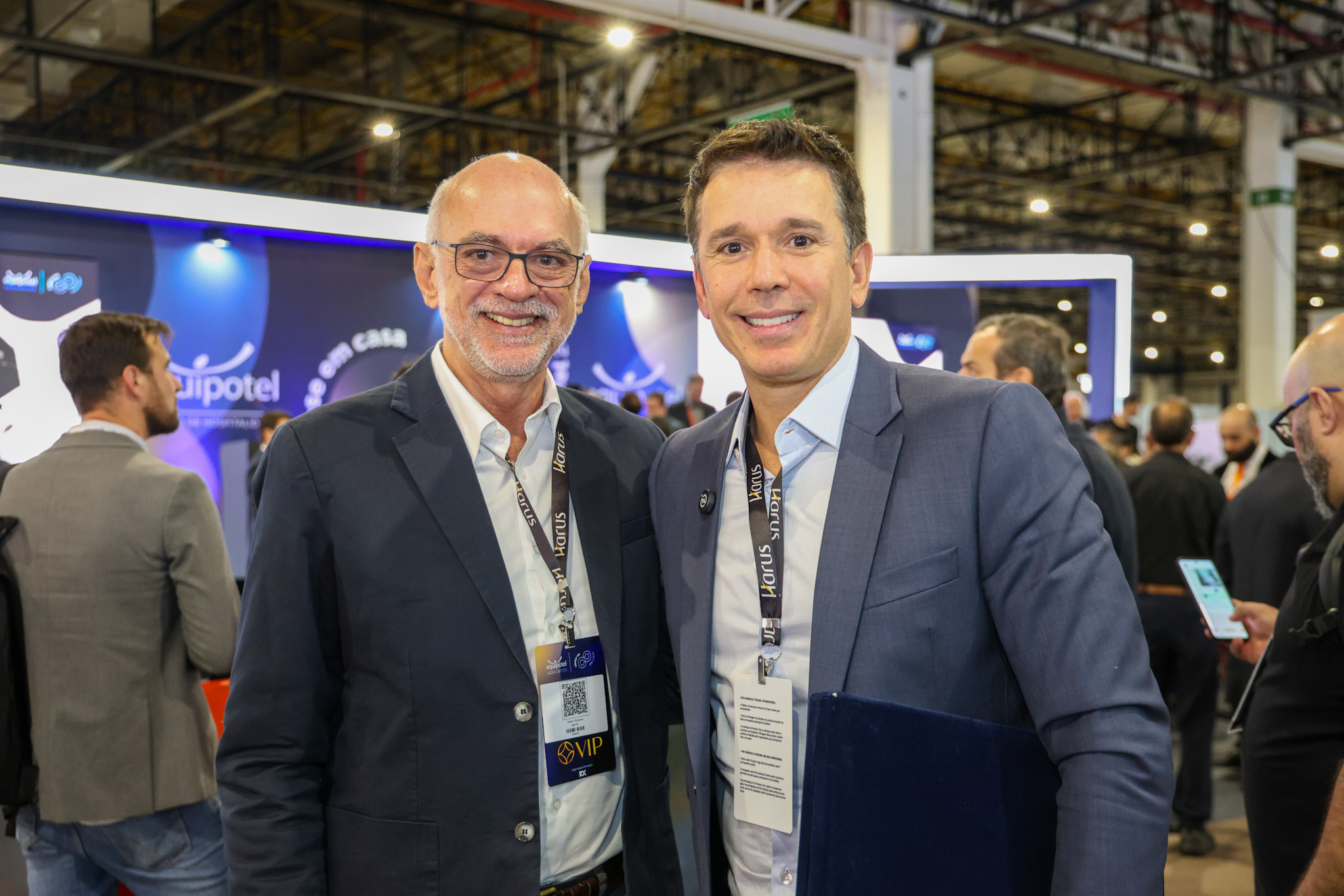 Carlos Periquito, da ABIH-PE e Felipe Carreras, deputado federal Carlos Periquito, da ABIH-PE e Felipe Carreras, deputado federal