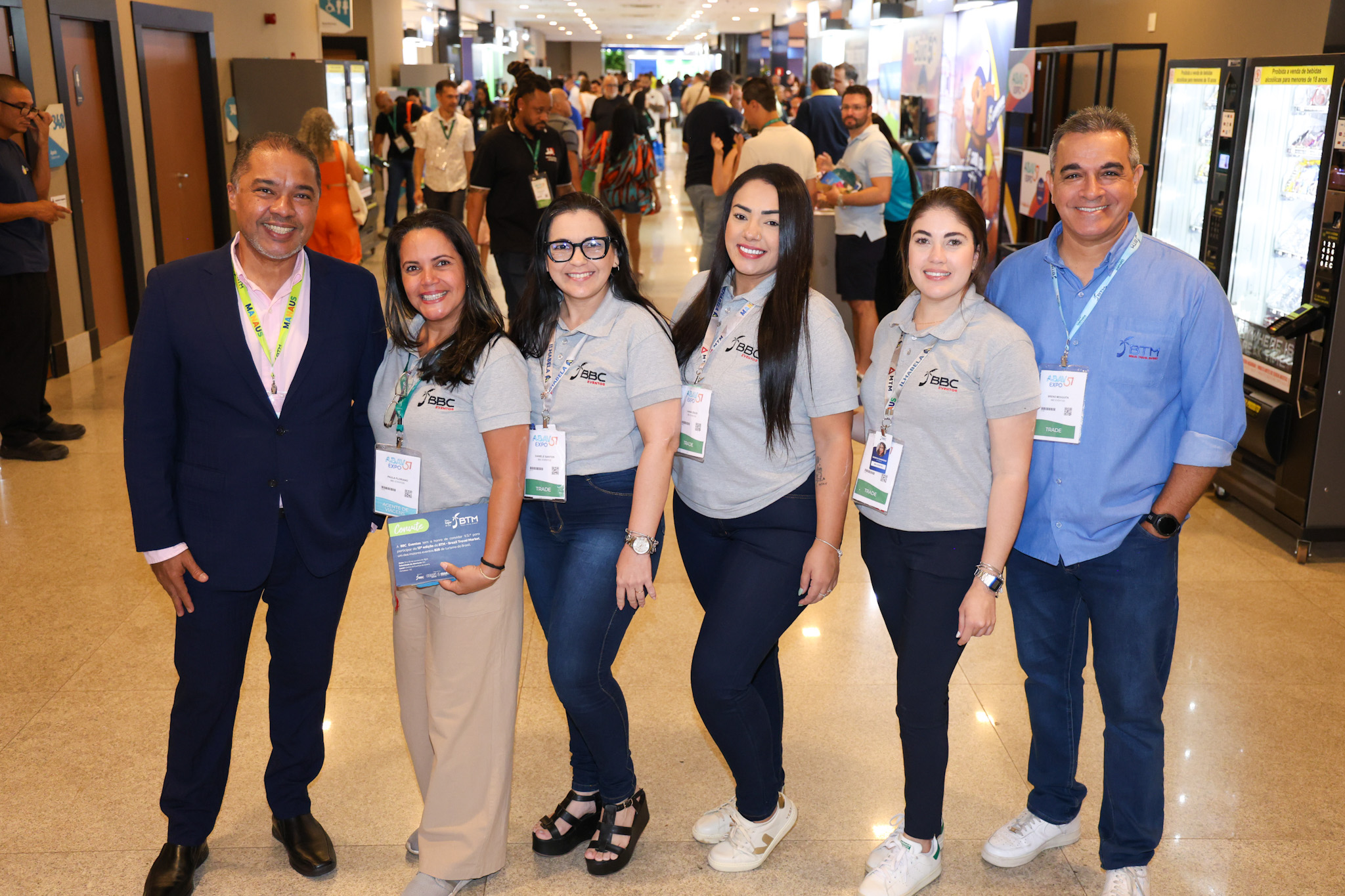 Cláudio Jr., Paula Floriano, Daniela Santos, Laiana Jesus, Suenya Cardoso, e Breno Mesquita, da BTM