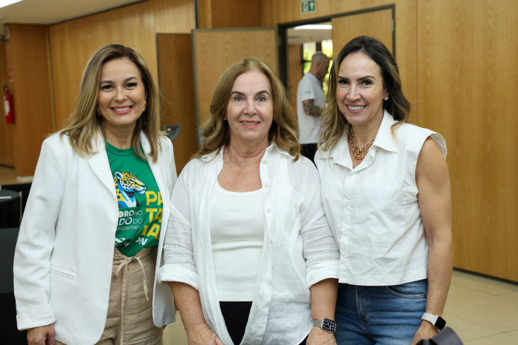 Cristina Albuquerque, da Vero Mundo Viagens, Maria Teresa Moraes, da Sem Fronteiras, e Kelly Rocco, do Infinity Turismo