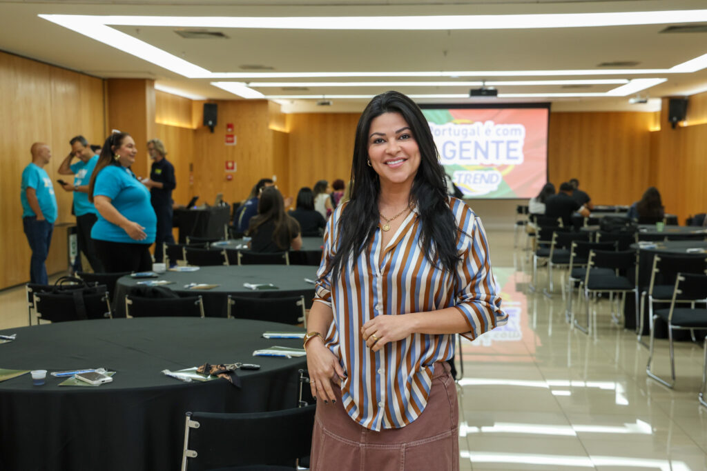 Denise Pamplona, Play Viagens e Turismo