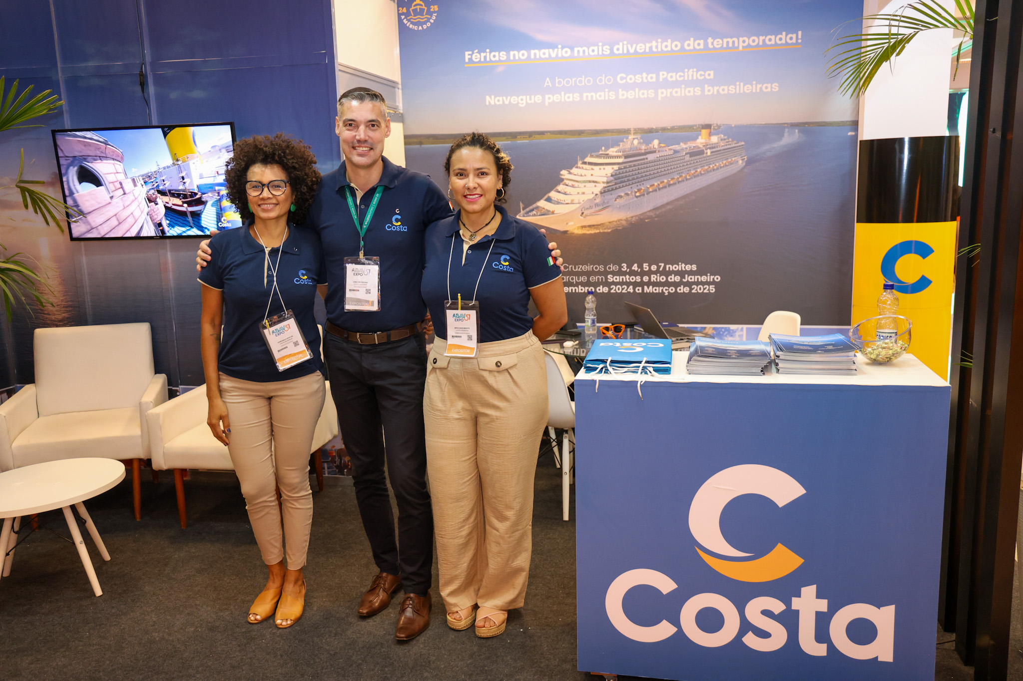 Dorivania Morais, Vinicius Freitas, e Miria Nascimento, da Costa Cruzeiros Dorivania Morais, Vinicius Freitas, e Miria Nascimento, da Costa Cruzeiros