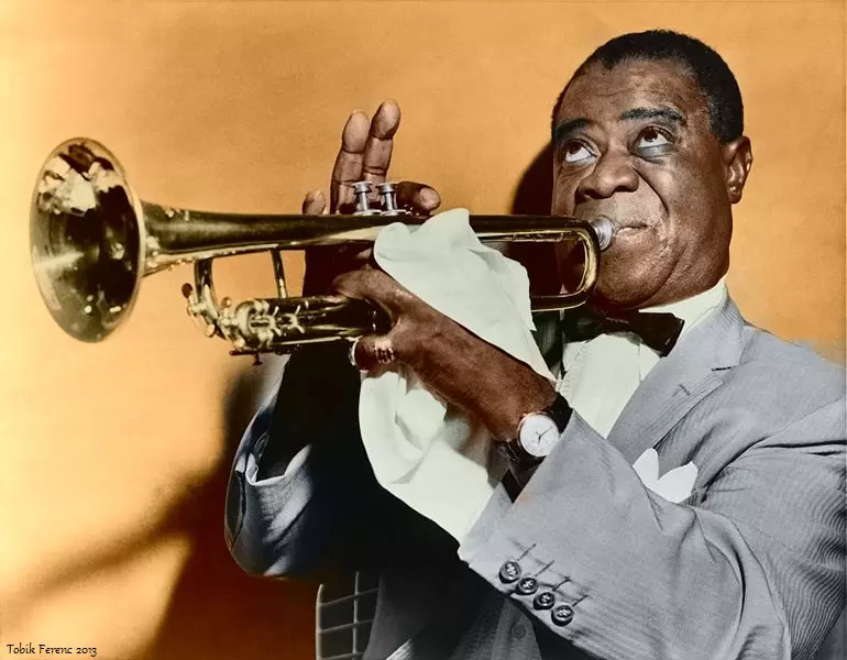 Lendas americanas: Tammy Faye e Louis Armstrong ganham musical da Broadway 1 Espetáculos estreiam em novembro deste ano (Reprodução/Opera Mundi/UOL)