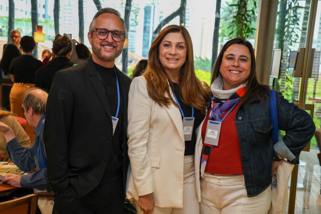 Evandro Melo, da Escape Tour & Travel, Michelle Pereira, da Michelle Tour e Bárbara Resende, da Qualita Turismo