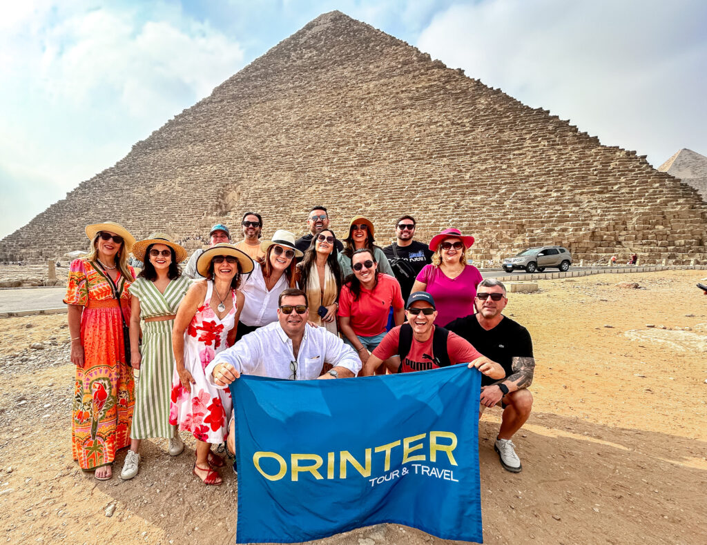 Famtour da Orinter nas pirâmides de Gizé