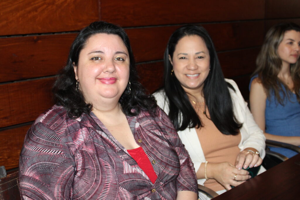 Dirlene Ferreira, da Minha Agente De Viagem, e Alessandra Tokuzumi da Grand Pacific Viagens e Eventos 