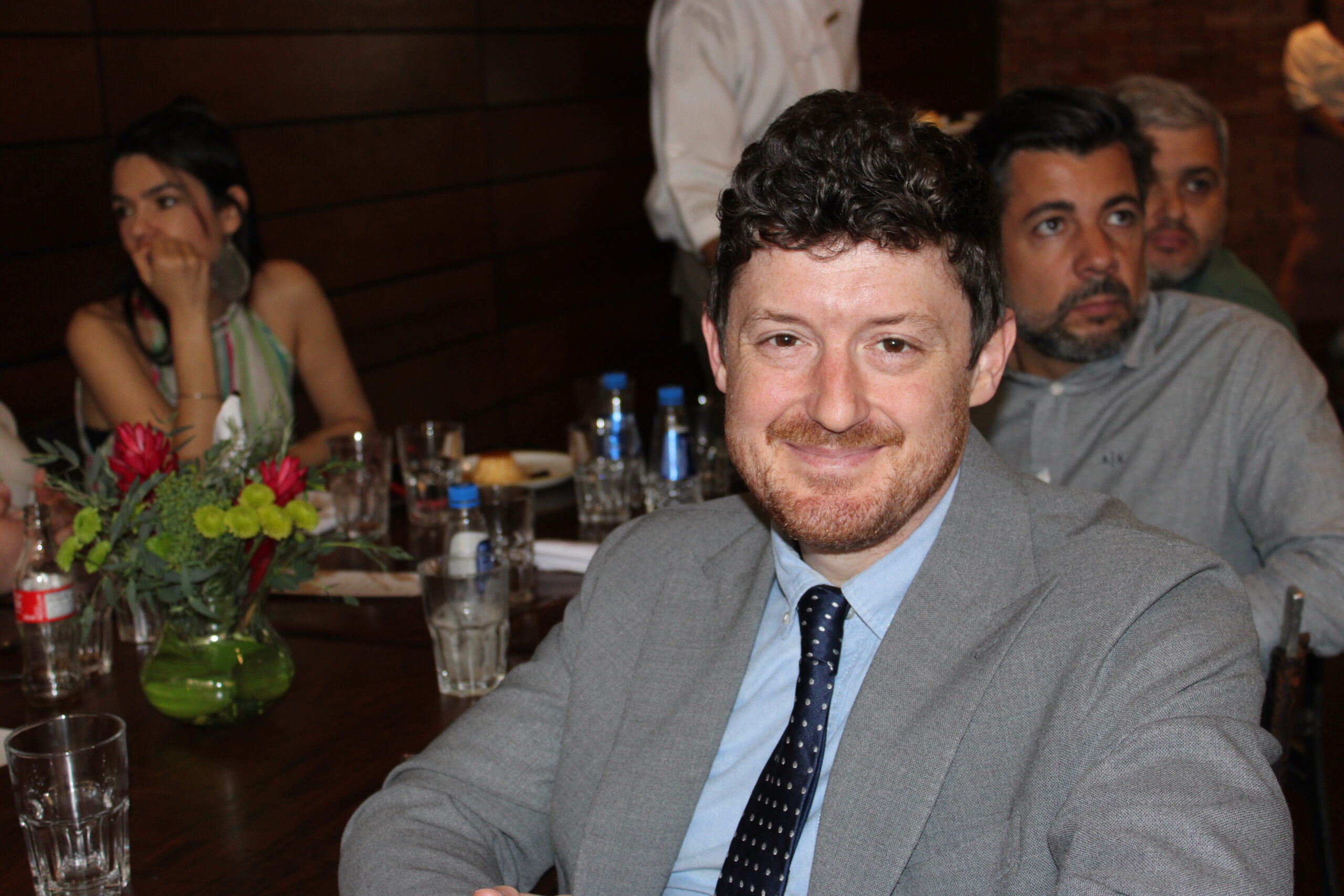 Nathan Traurig, do Consulado dos Estados Unidos da América Nathan Traurig, do Consulado dos Estados Unidos da América