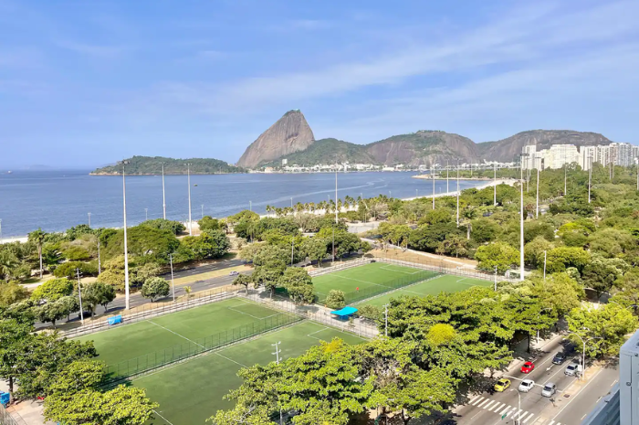 Região Sudeste recebe 37% a mais de turistas internacionais nos 2 primeiros meses do ano 1 Região sudeste está presente na lista com a presença de São Paulo e Rio de Janeiro (Divulgação/Airbnb)