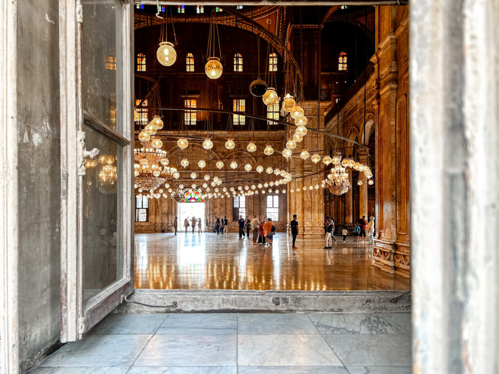 Interior da Mesquita Muhammad Ali