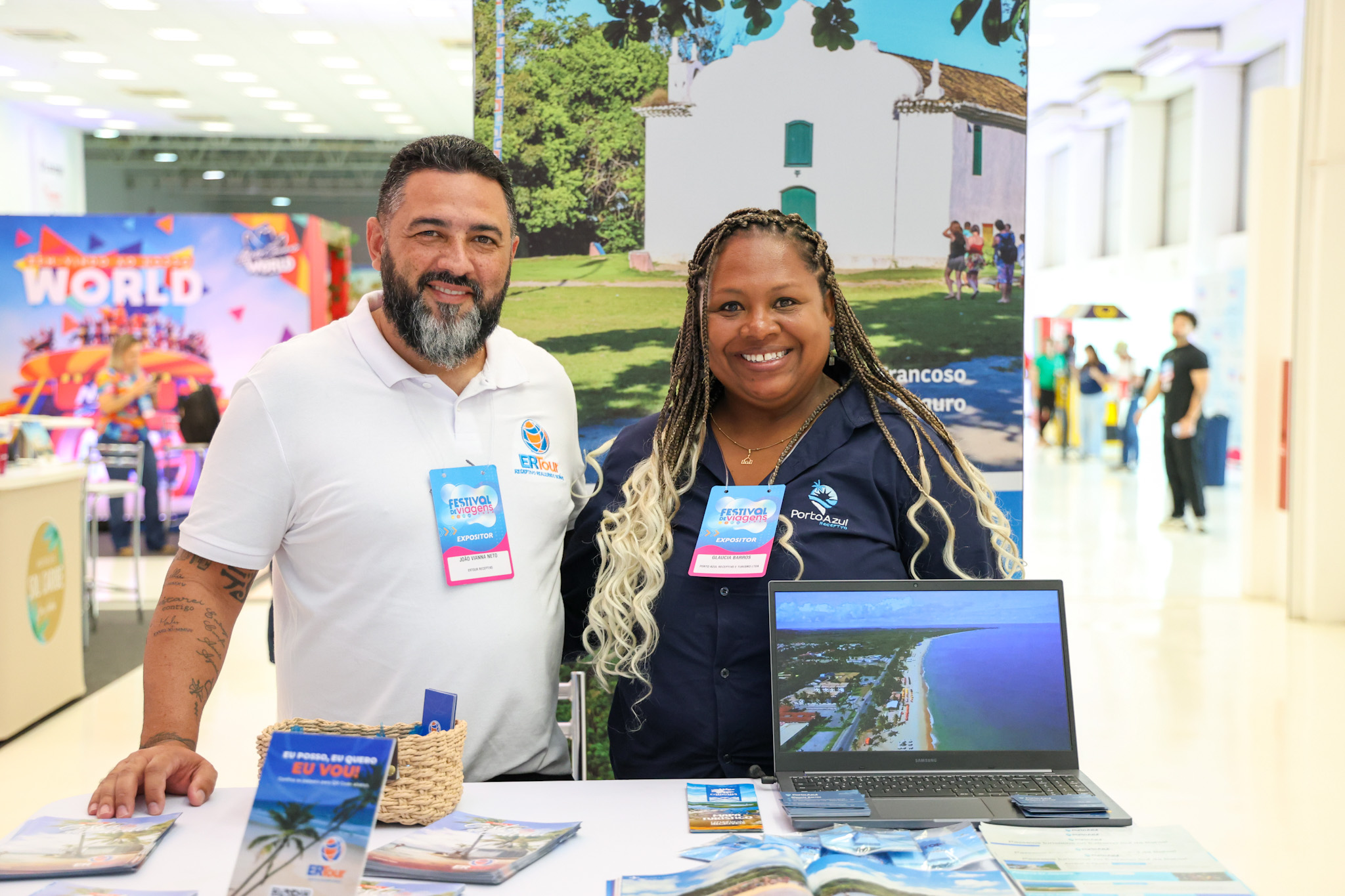 João Vianna, da Ertour e Glaucia Barros, do Porto Azul Receptivo e Turismo João Vianna, da Ertour e Glaucia Barros, do Porto Azul Receptivo e Turismo