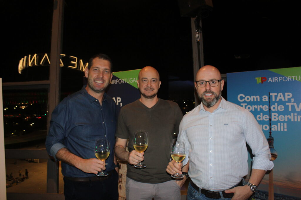 Jorge Marins, da FlyTour, Fernando Scheffer e Stephan de Almeida, da RexTur Advance
