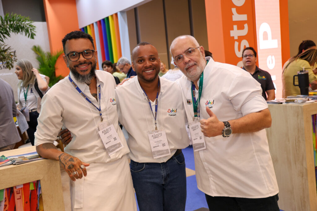 José Júnior, Rogério Jesus e Luiz Castro, da Setur-BA