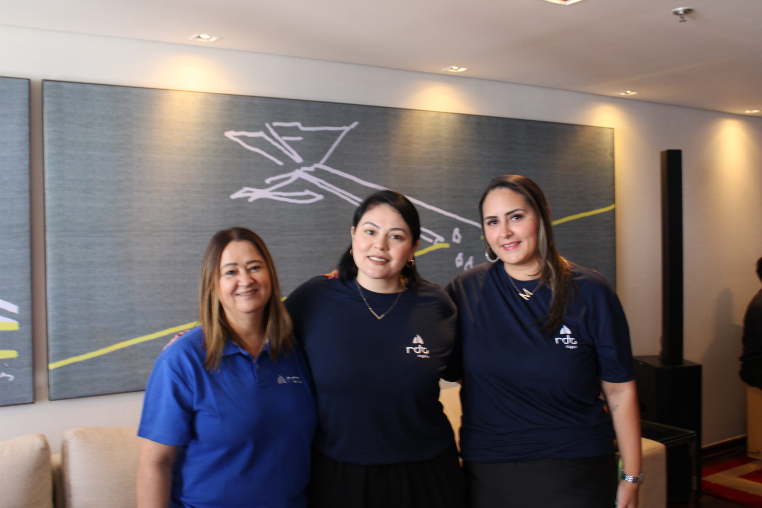 Licia Barros, Luciana Franzé e Meire Passos, da RDC Viagens