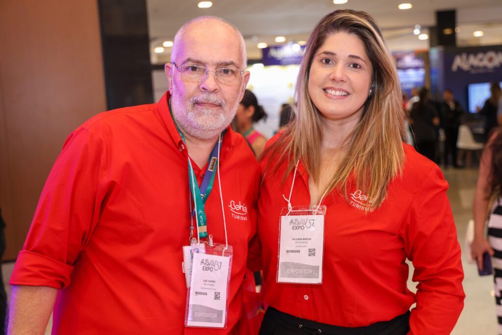 Luís Castro e Tuluana Maron, da Setur-Bahia