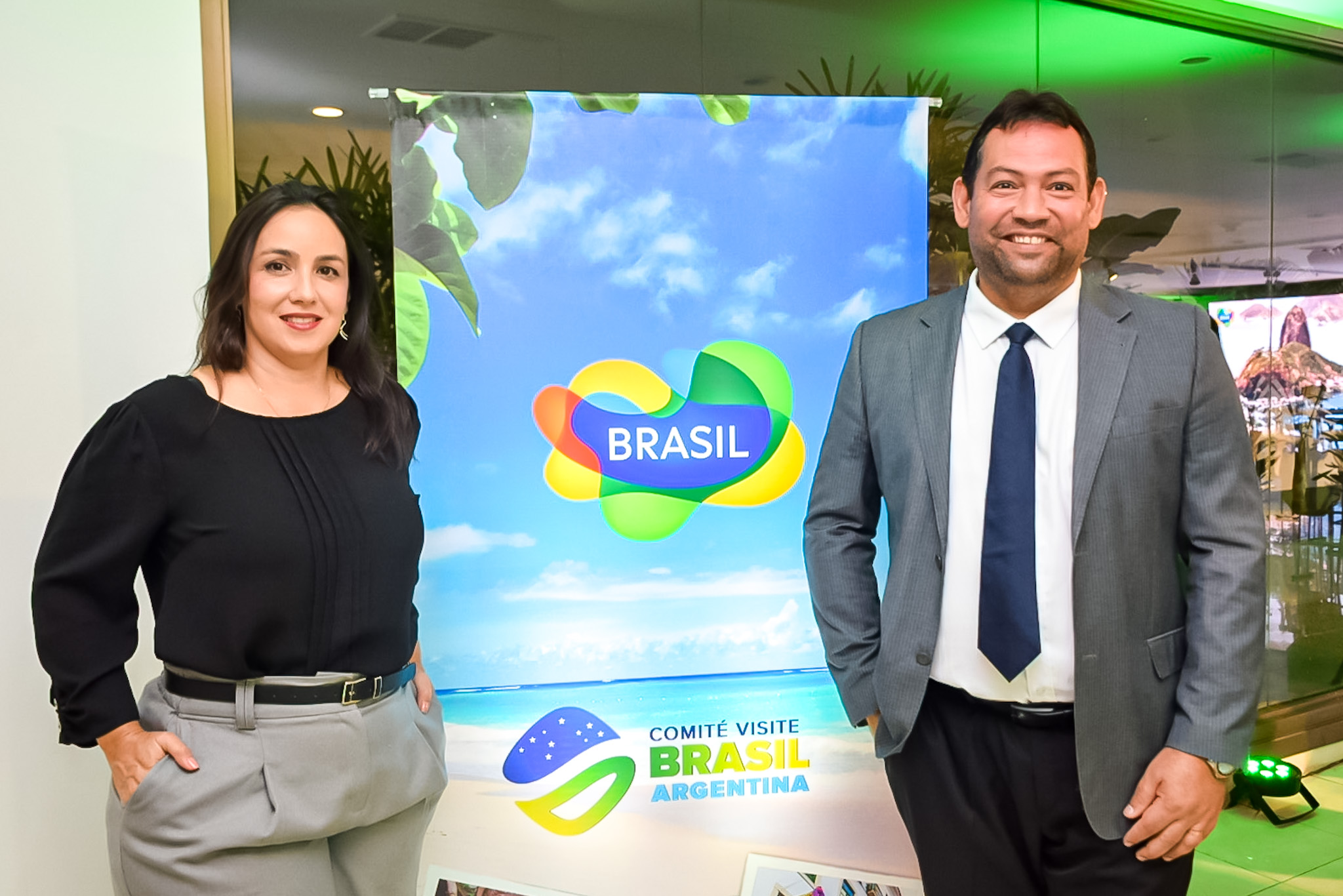Luiza Almeida e Bertolino Almeida, das Cachoeiras Complexo do Baú