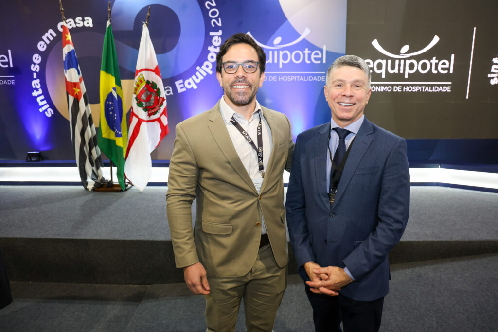 Milton Vasconcelos, presidente do Conotel Brasil e Beto Caputo, presidente do conselho administrativo do FOHB