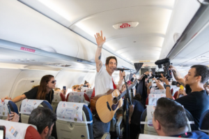 A companhia é a empresa aérea oficial do festival até 2026 (Divulgação/Latam Airlines Brasil)