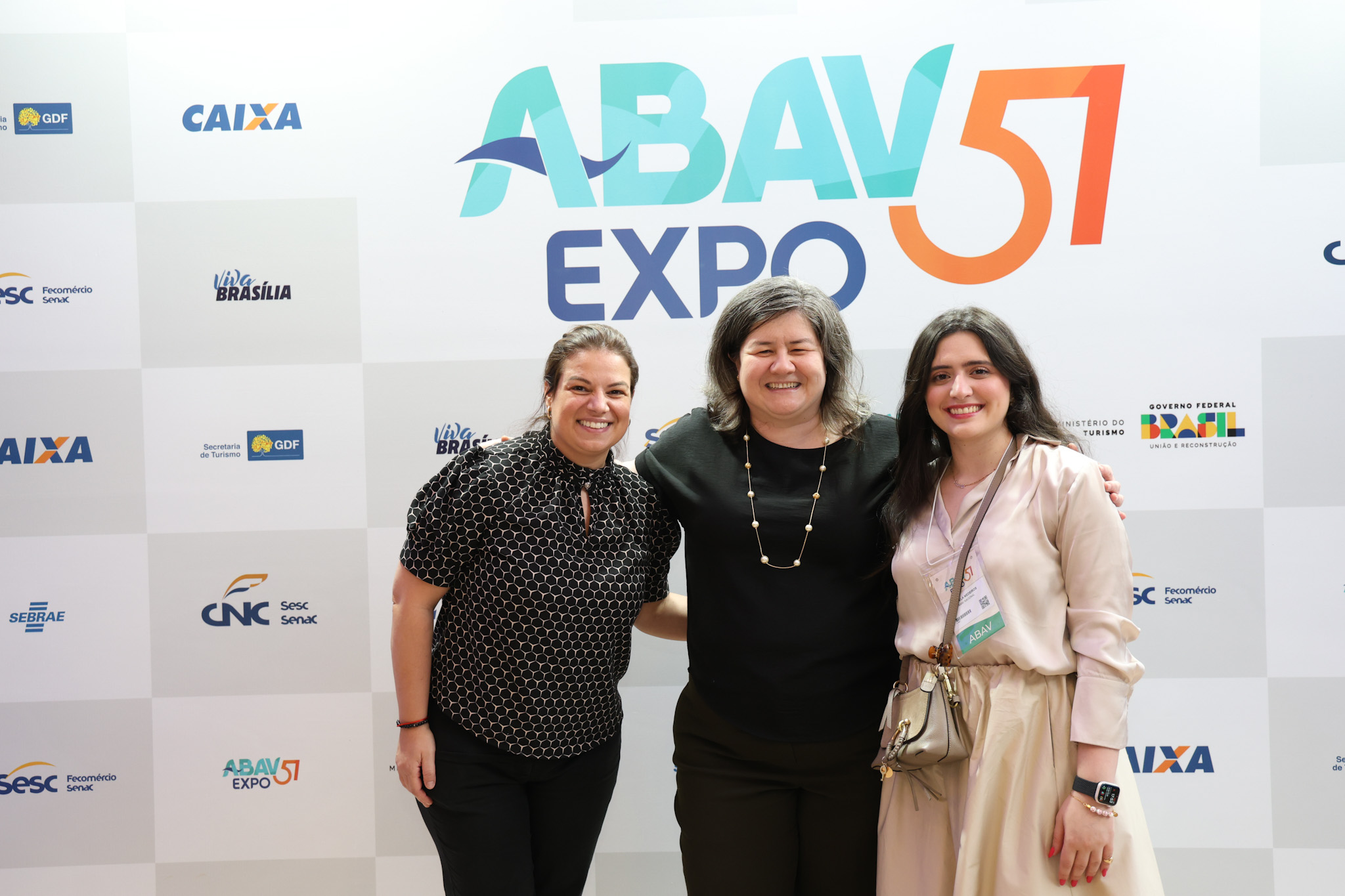 Priscila Perasolo, Jerusa Hara e Isabela Medeiros, da Abav Nacional Priscila Perasolo, Jerusa Hara e Isabela Medeiros, da Abav Nacional