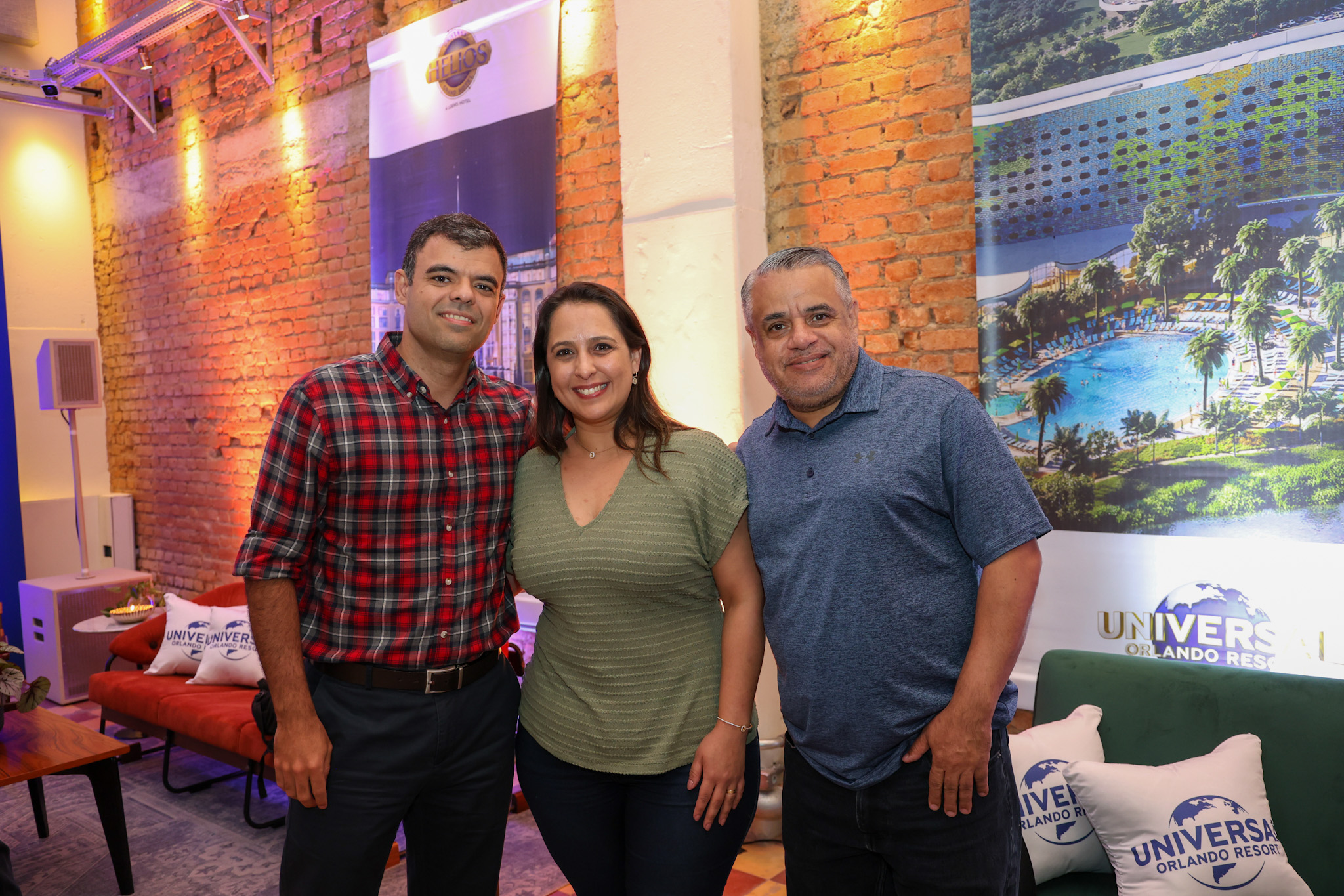 Renato Gonçalves, da Universal Destinations, Karine Braga, da CVC e Wilson Souza, da RCA Renato Gonçalves, da Universal Destinations, Karine Braga, da CVC e Wilson Souza, da RCA